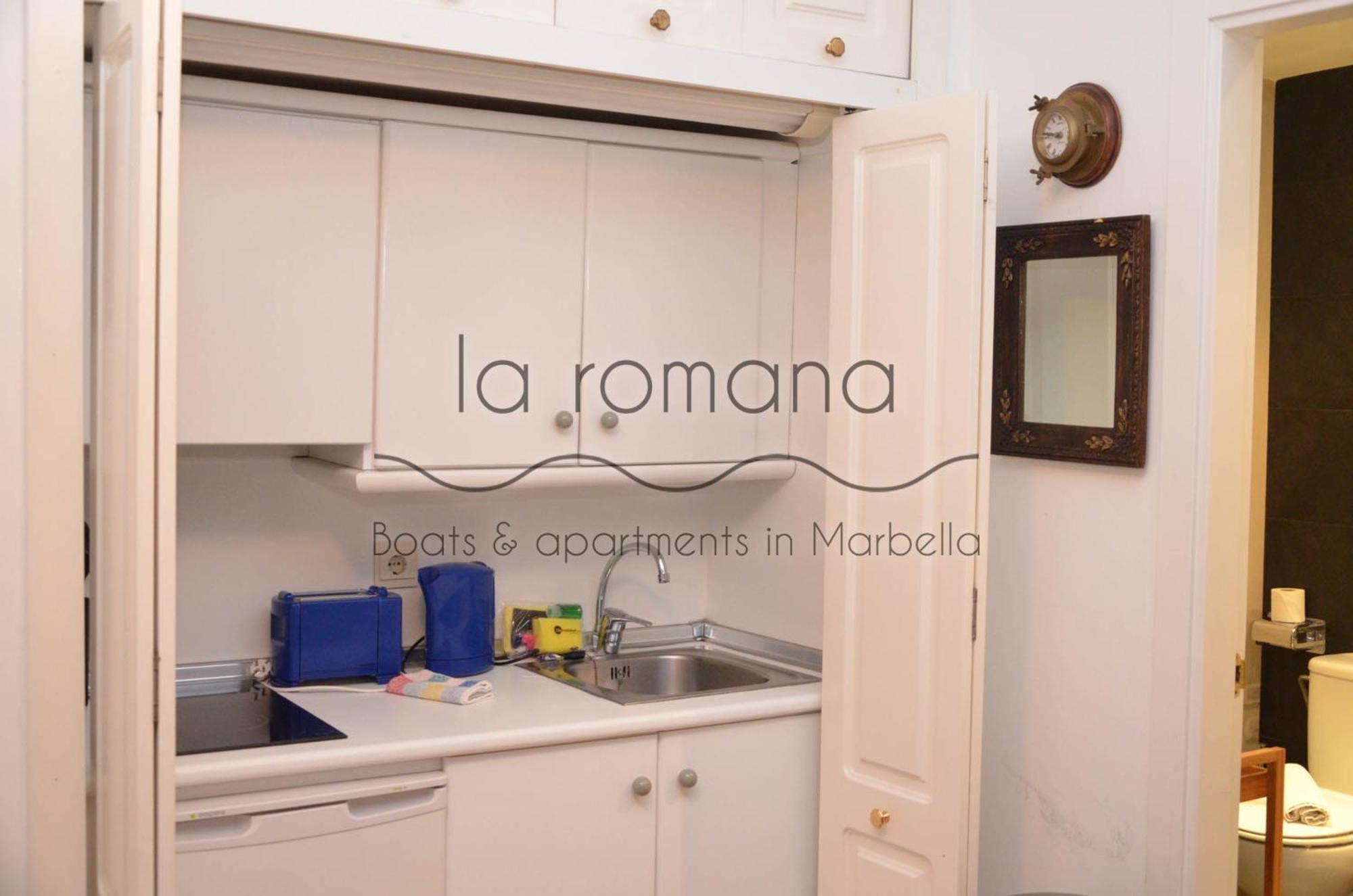 Laromanamarbella Punto Es 外观 照片